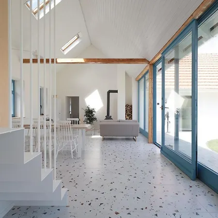 Villa Barvirka